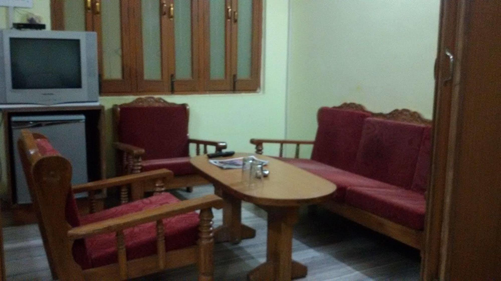 Hotel Divya Varanasi Exterior foto