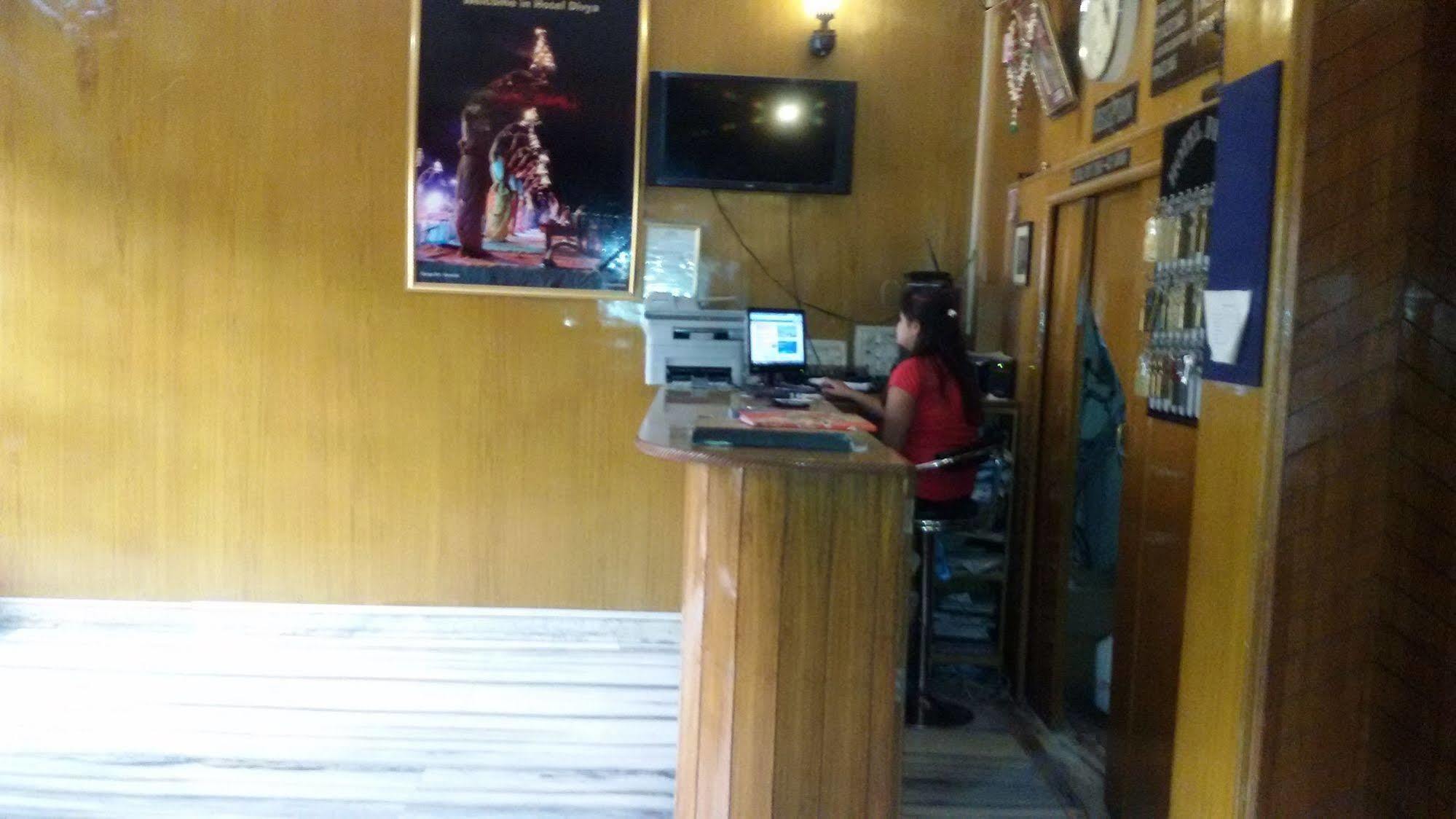 Hotel Divya Varanasi Exterior foto